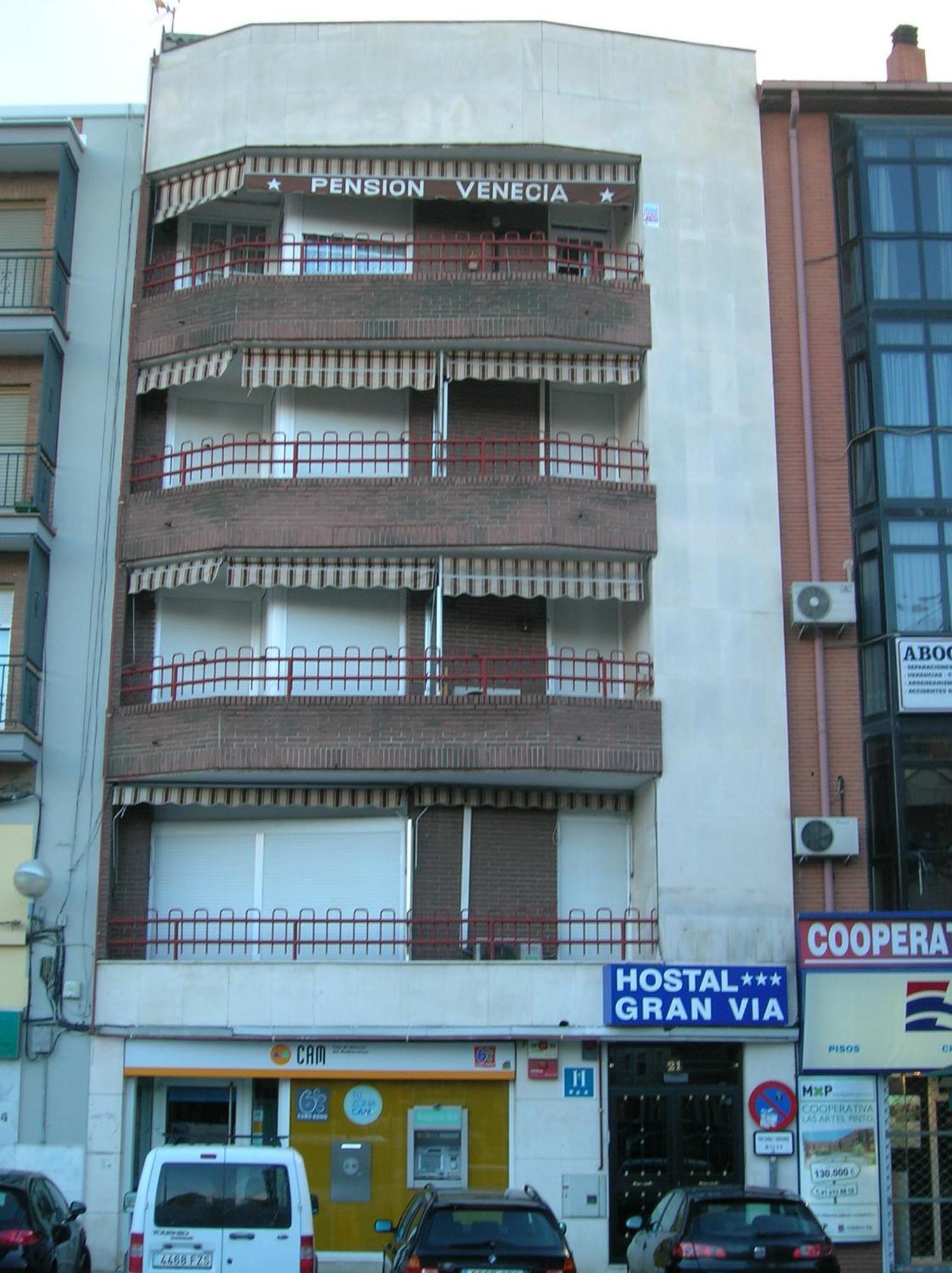 Hostal Gran Via Pinto Exterior foto