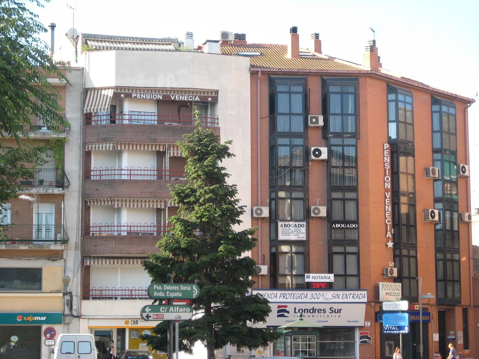 Hostal Gran Via Pinto Exterior foto